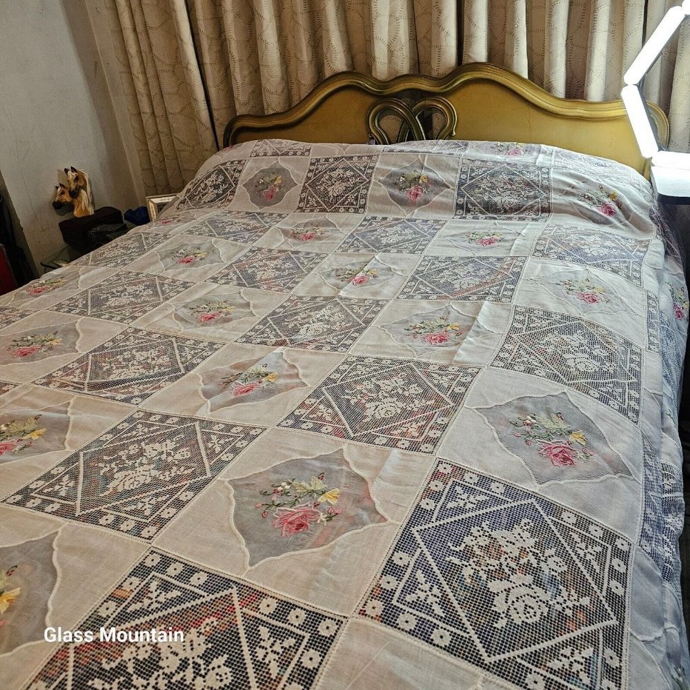 SOLD - Vintage Handmade Linen Cross Stitch Embroidery Lace Trim Bed Coverlet